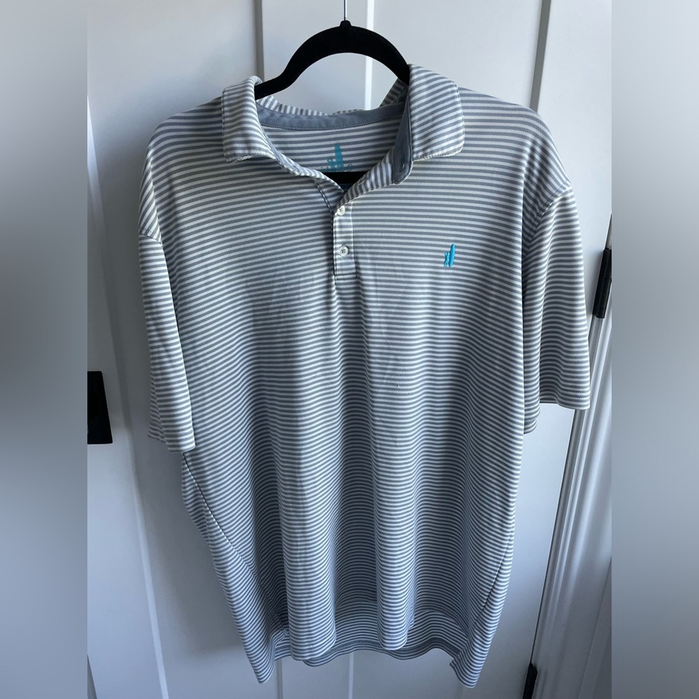 Johnnie-o performance polo. GUC.